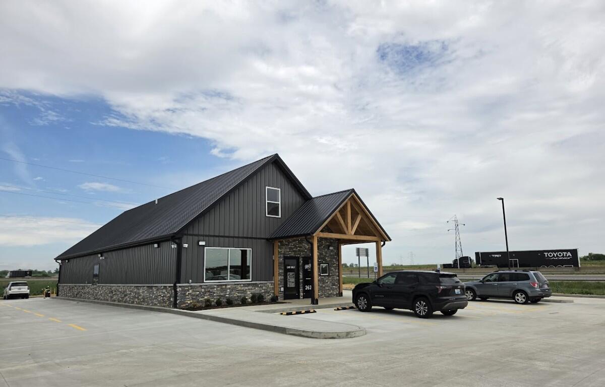 Blue Sage Cannabis opens in Oak Grove, Kentucky. April 13, 2026 (Daynnah Carmona)